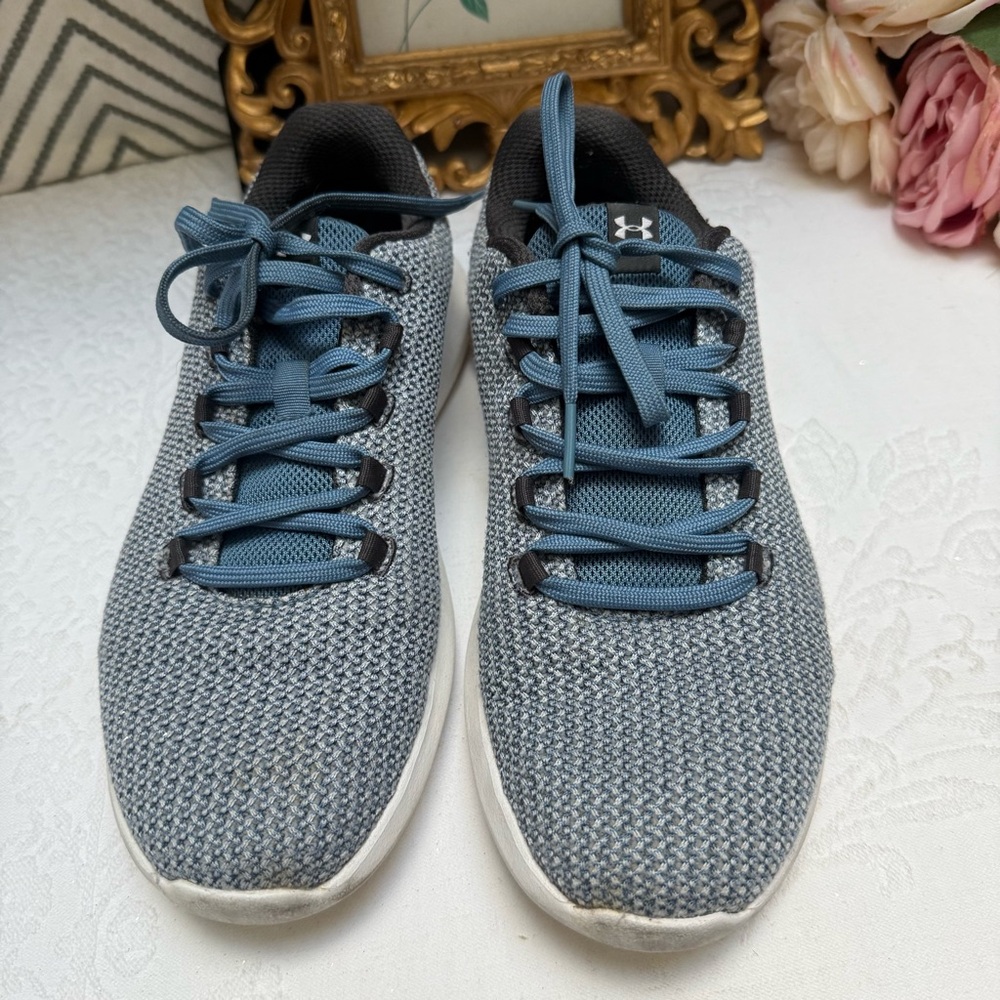 Under Armour Blue Sneakers with Breathable Mesh and Modern Design